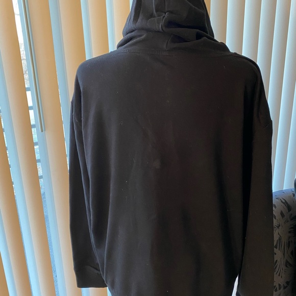 Sweatshirt - Picture 3 of 3